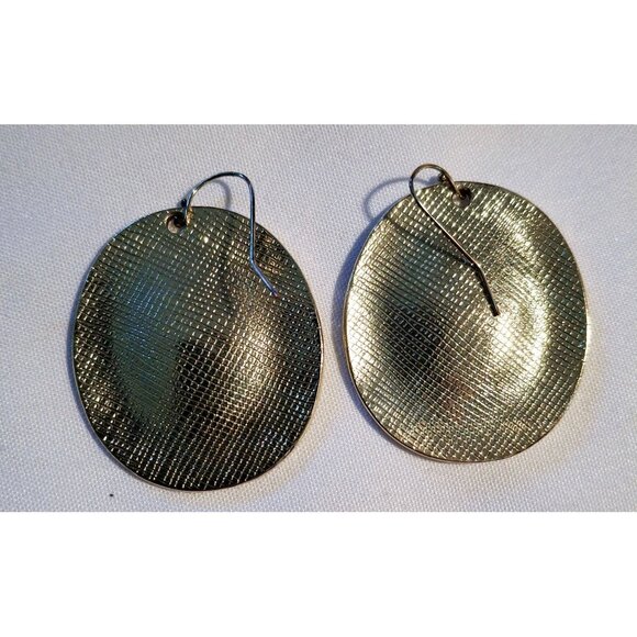 Hammered Gold-Tone Oval Dangle Earrings With Textured Finish Boho Artsy Retro - Picture 5 of 5